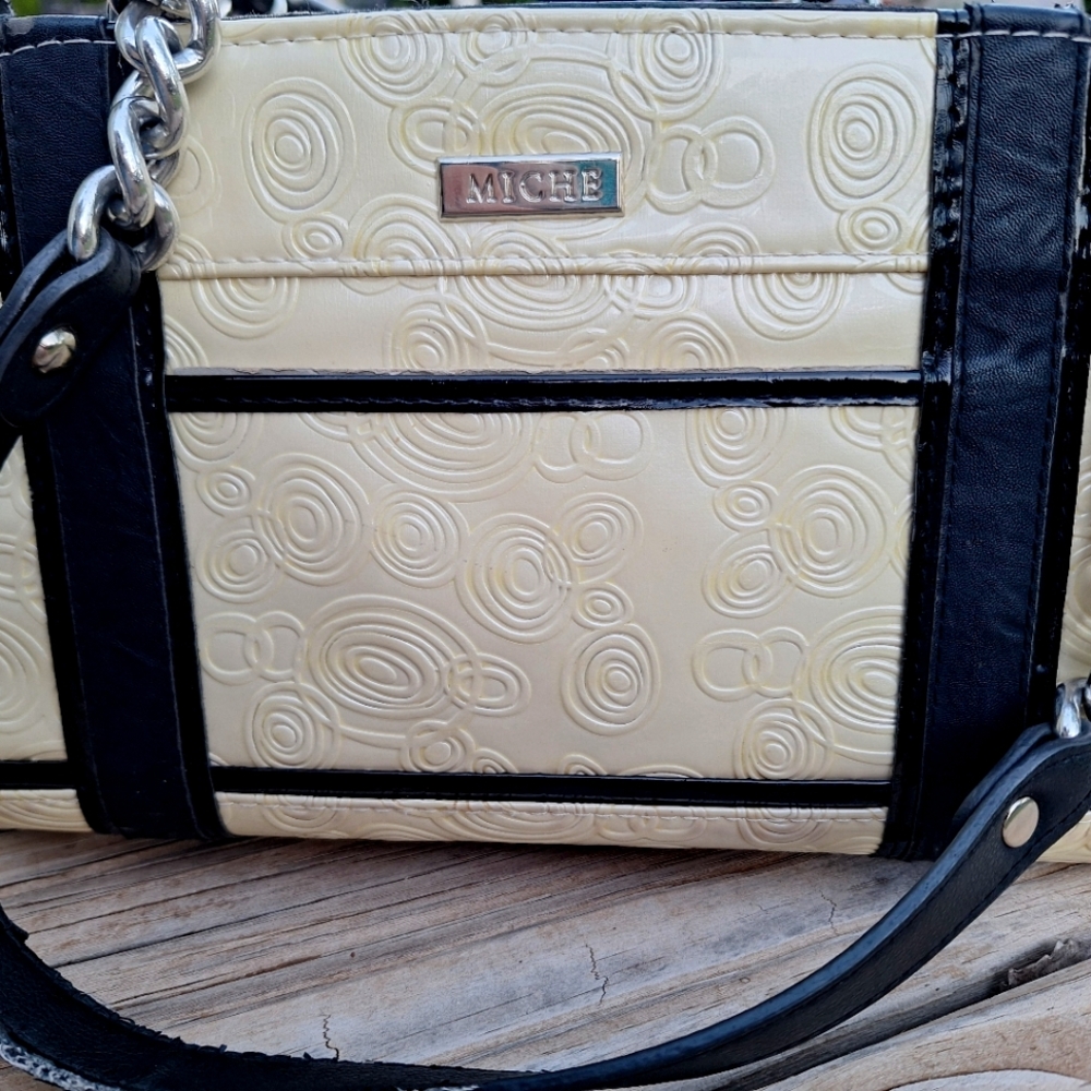 Miche Base Bag With Chain Straps And Andi Shell - image 1